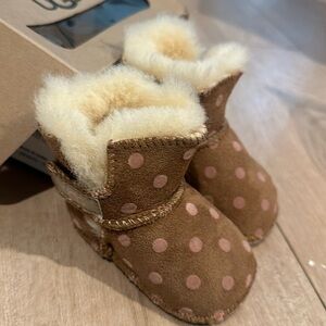 UGG NEW Erin Polka Dot Infant Boot Bootie Shearling XS
